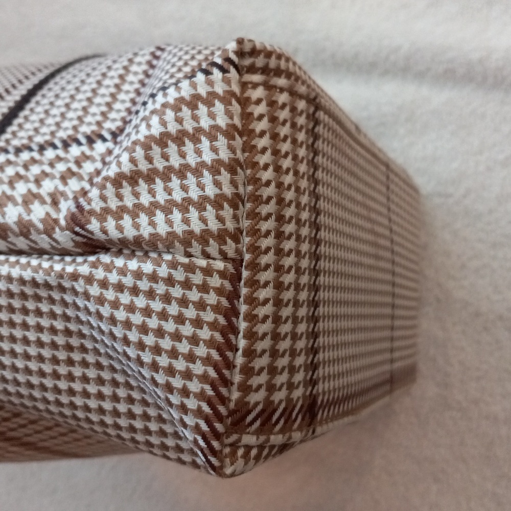 Handbag - Picture 7 of 11